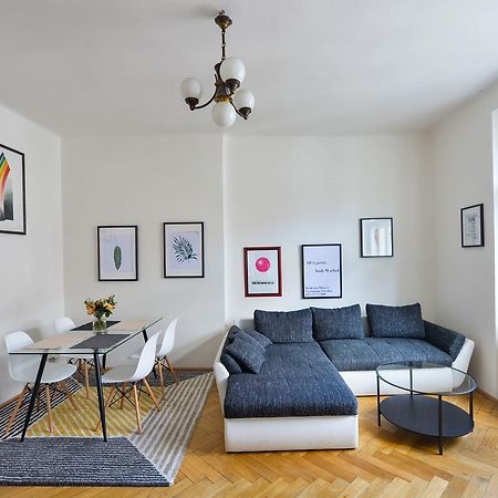Old Town Sq. Apartment Прага Экстерьер фото