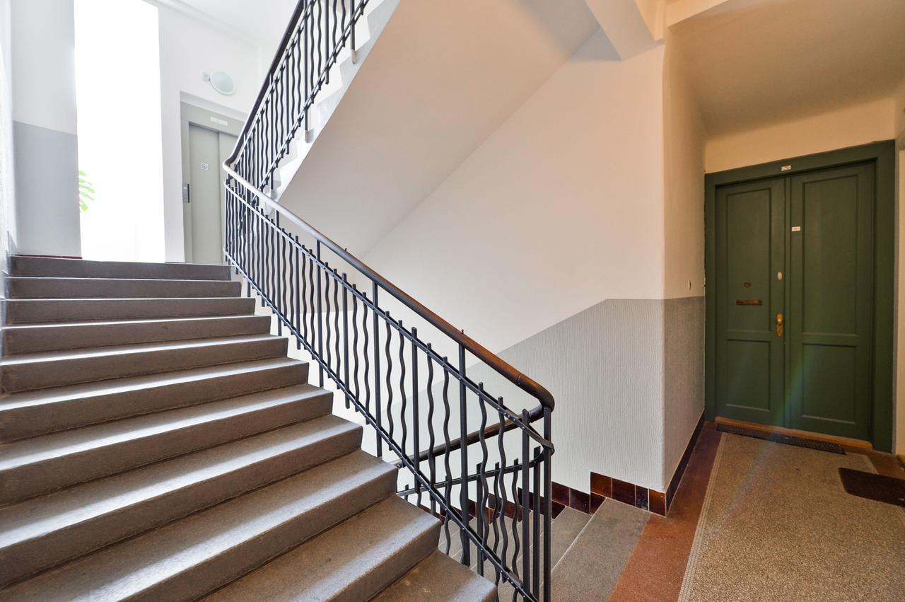 Old Town Sq. Apartment Прага Экстерьер фото