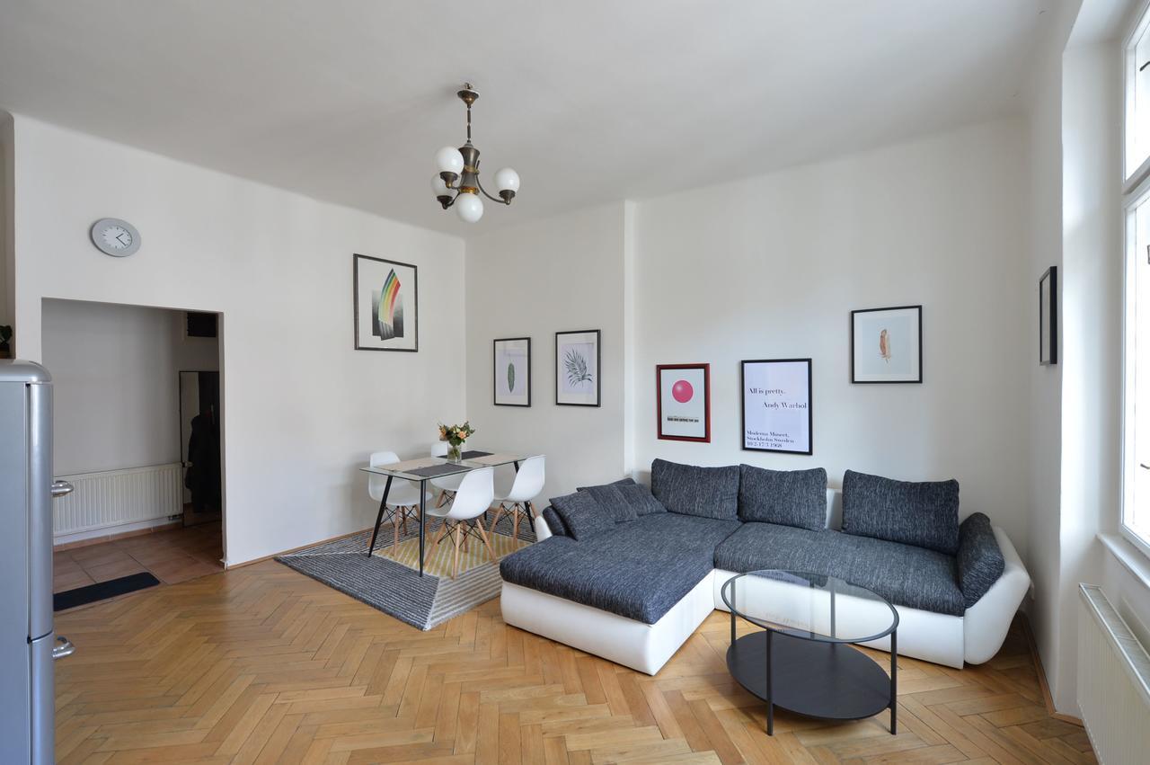 Old Town Sq. Apartment Прага Экстерьер фото
