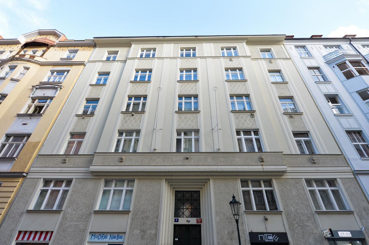 Old Town Sq. Apartment Прага Экстерьер фото