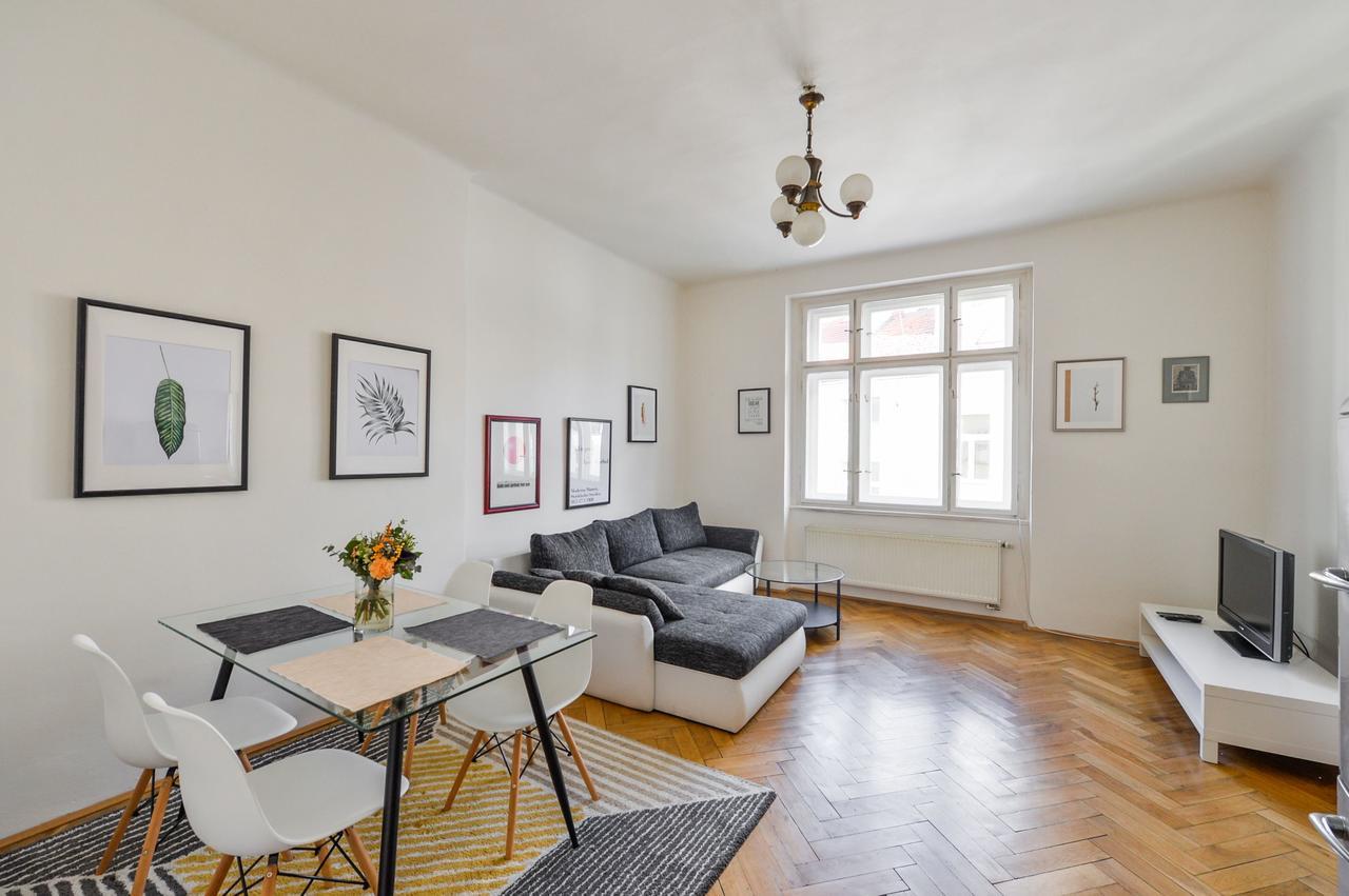 Old Town Sq. Apartment Прага Экстерьер фото
